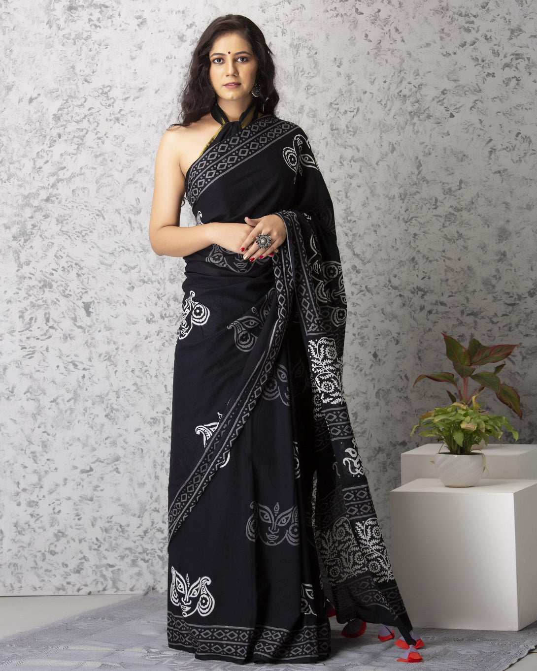 Women's Riley Handblock Cotton Saree with Blouse - Baisacrafts - Indiakreations