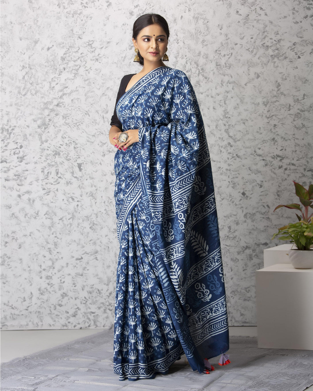 Women's Nora Handblock Cotton Saree with Blouse - Baisacrafts - Indiakreations