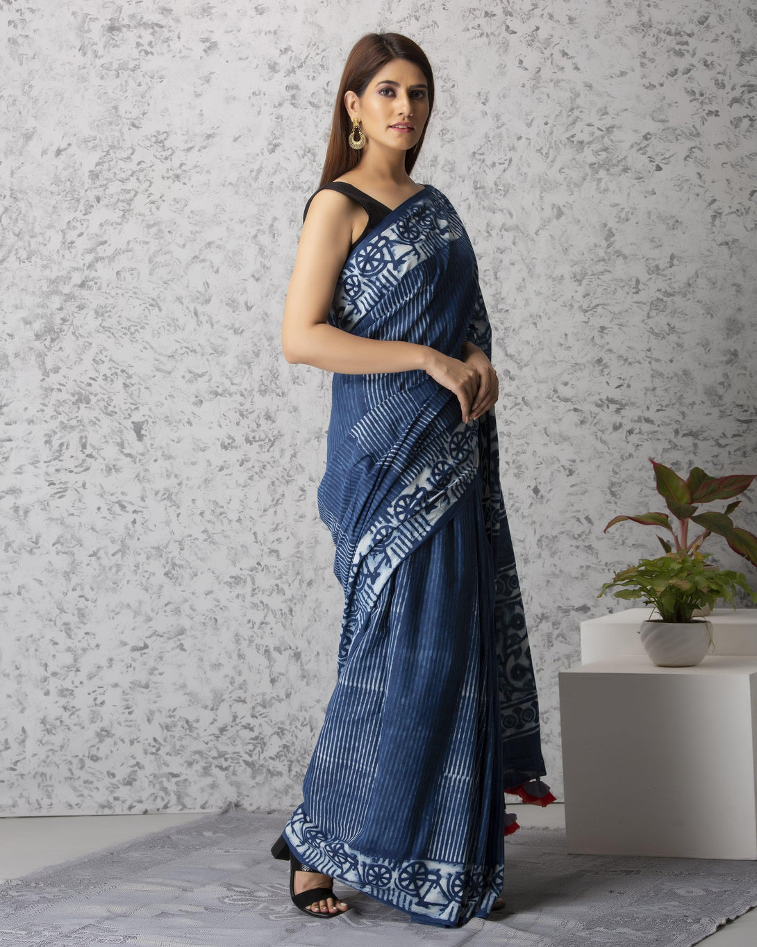 Women's Lily Handblock Cotton Saree with Blouse - Baisacrafts - Indiakreations