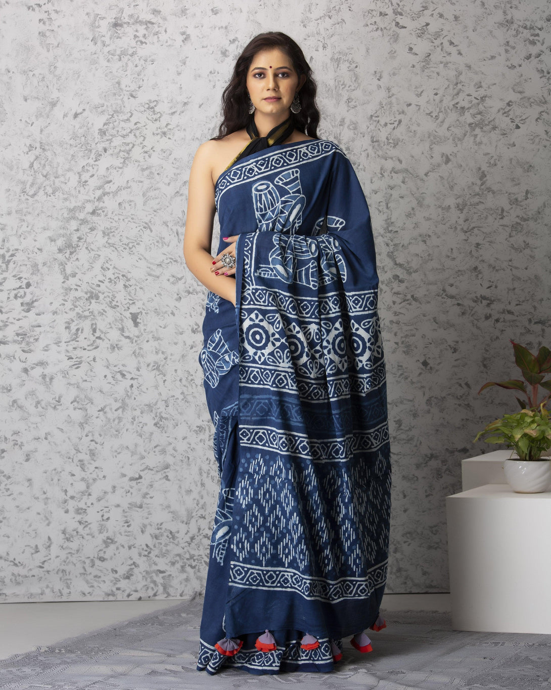 Women's Ellie Handblock Cotton Saree with Blouse - Baisacrafts - Indiakreations