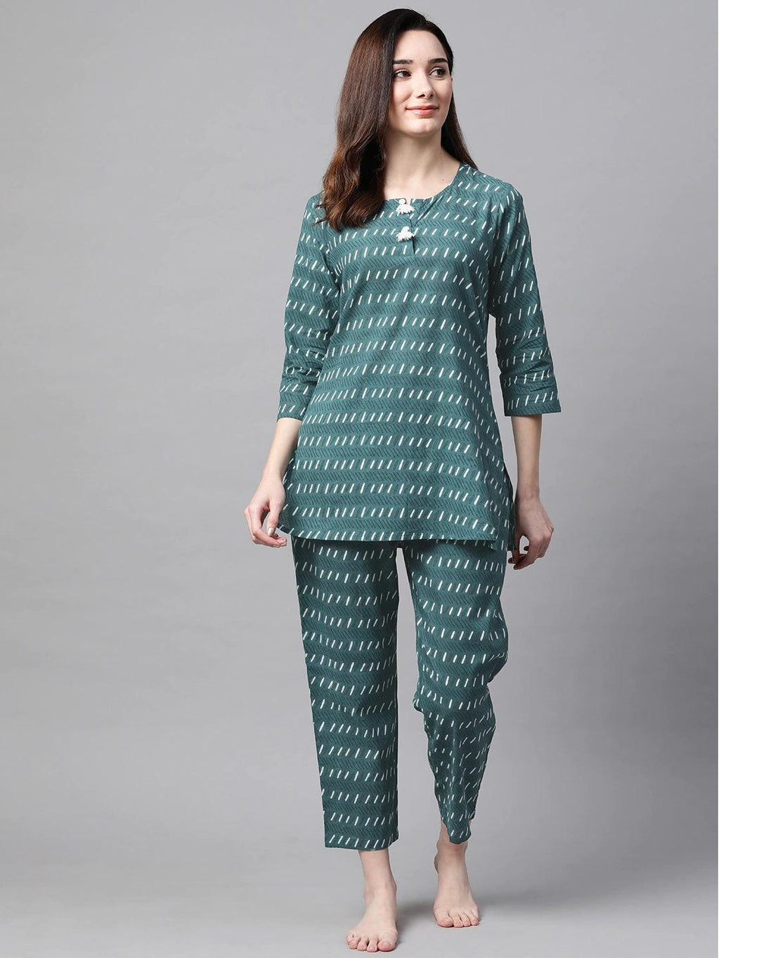 Women's Green & White Printed Night Suit - Meeranshi - Indiakreations