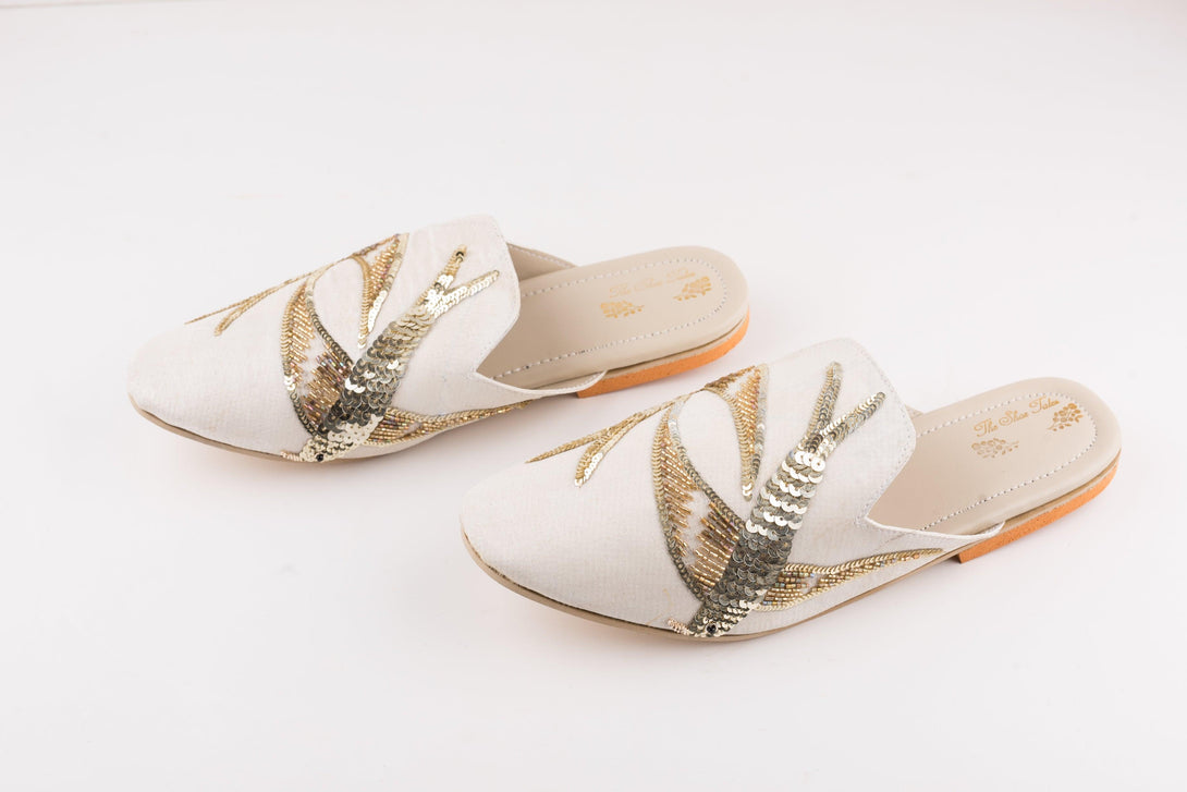 Women's Off White Embroidered Bird Mules - The Shoe Tales - Indiakreations