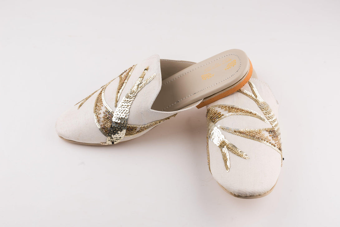 Women's Off White Embroidered Bird Mules - The Shoe Tales - Indiakreations