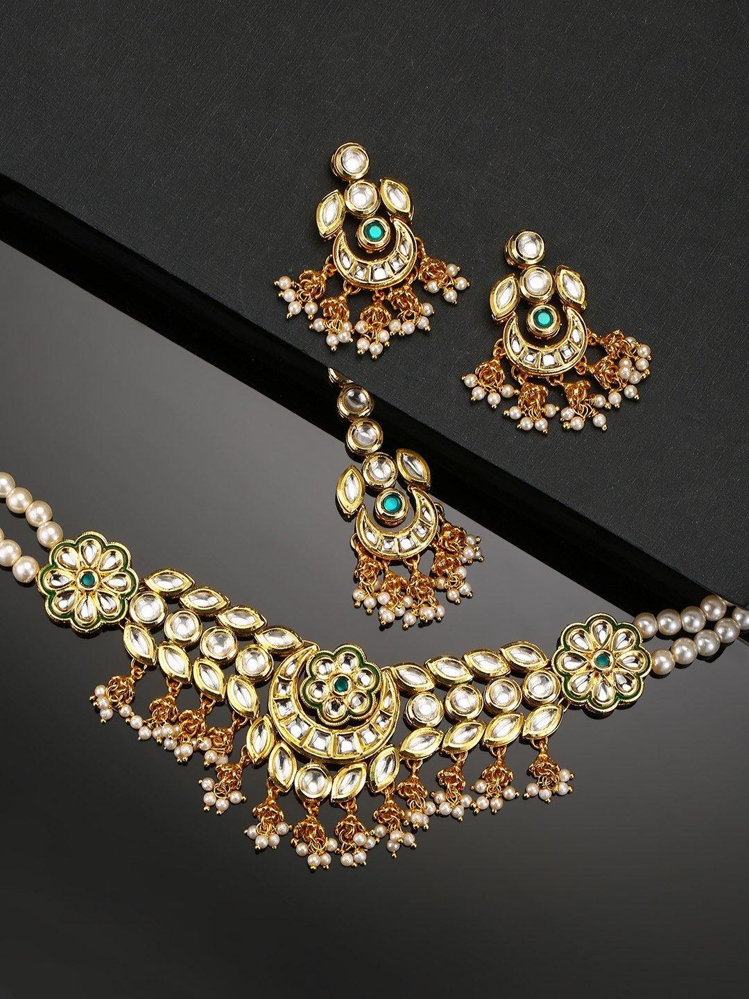 Women's Kundan Emerald Beads Gold Plated MaangTika Jewellery Set - Priyaasi - Indiakreations