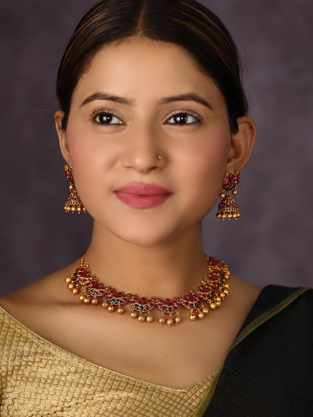 Women's Kemp Stones Pearls Gold Plated Crescent Jewellery Set - Priyaasi - Indiakreations