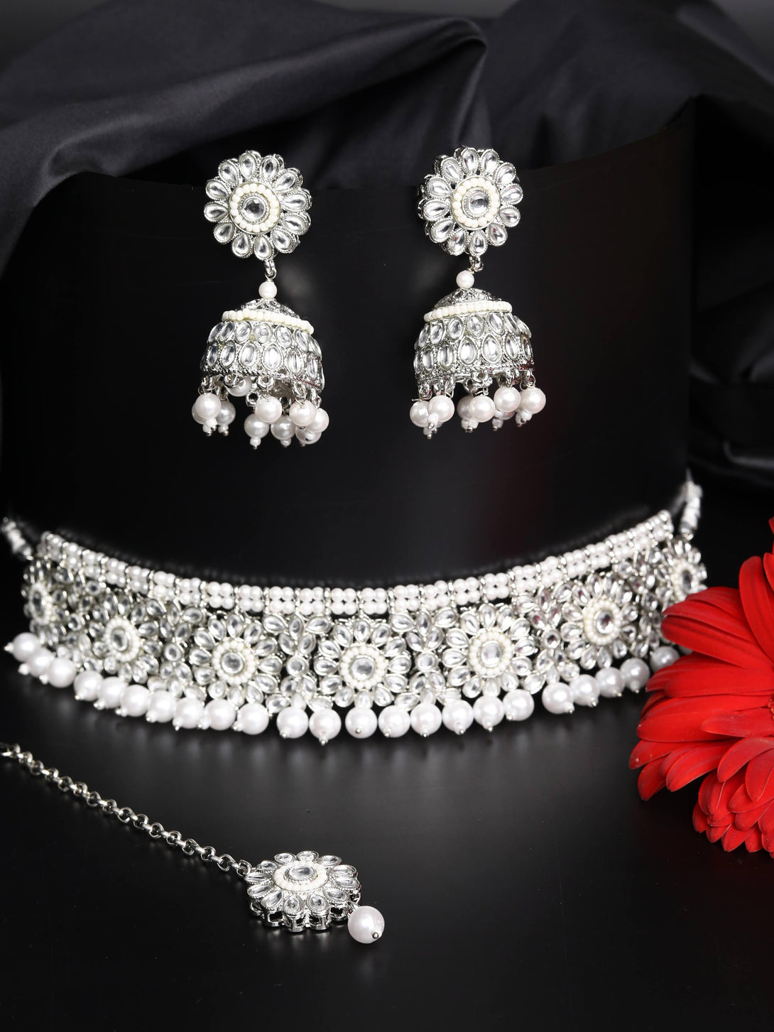 Women's Kundan Beads Pearls Silver Plated Floral Choker Set with MaangTikka - Priyaasi - Indiakreations