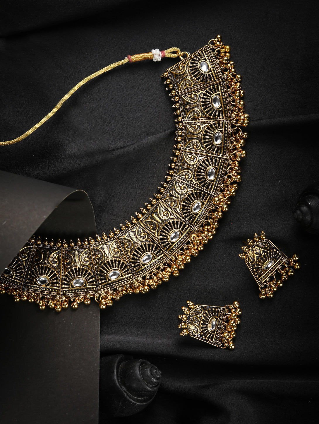 Women's Golden Gaze - Kundan Gold Plated Oxidised Jewellery Set - Priyaasi - Indiakreations