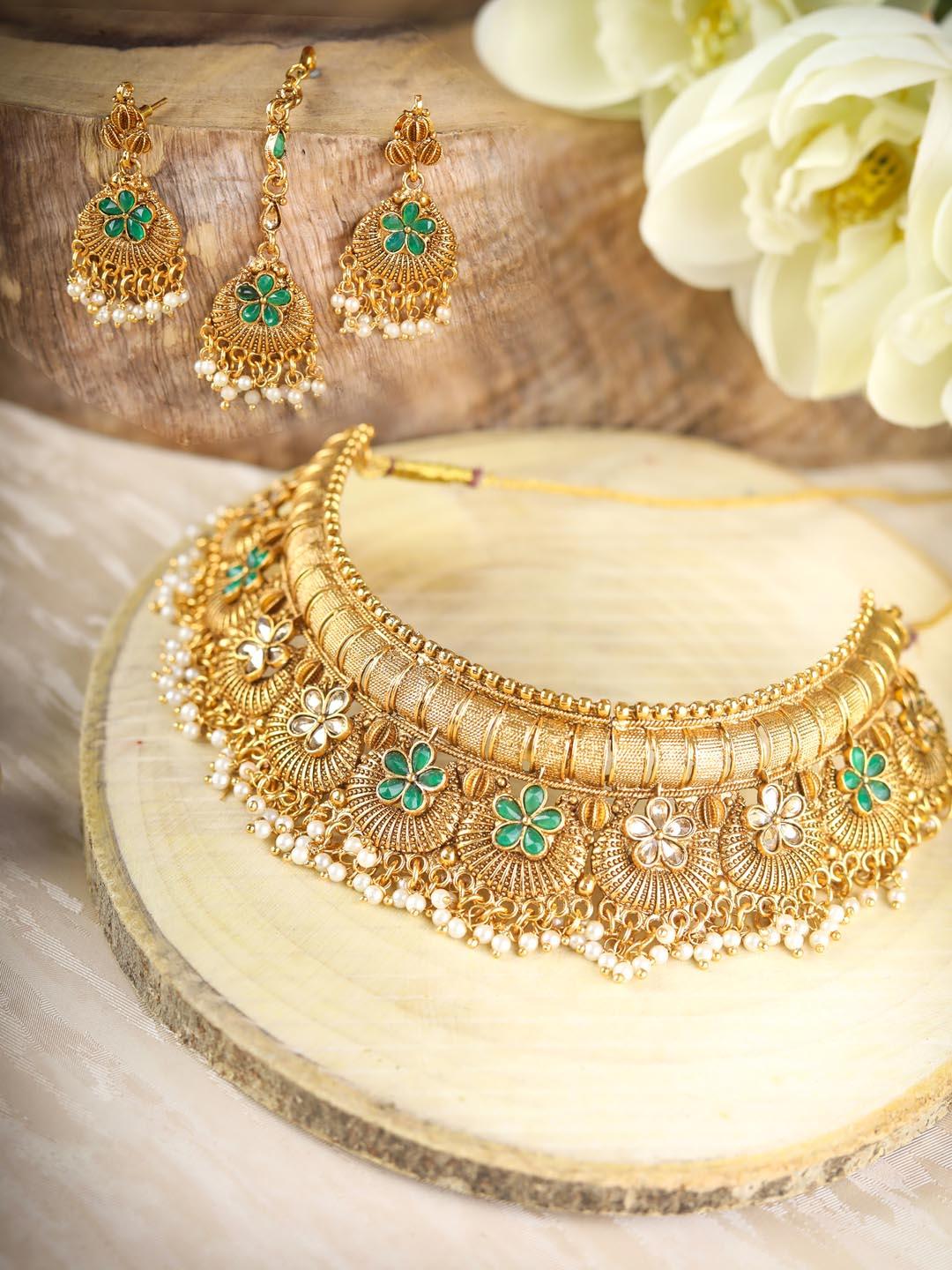 Women's SunShine - Kundan Green Gold Plated Choker Set with MaangTikka - Priyaasi - Indiakreations