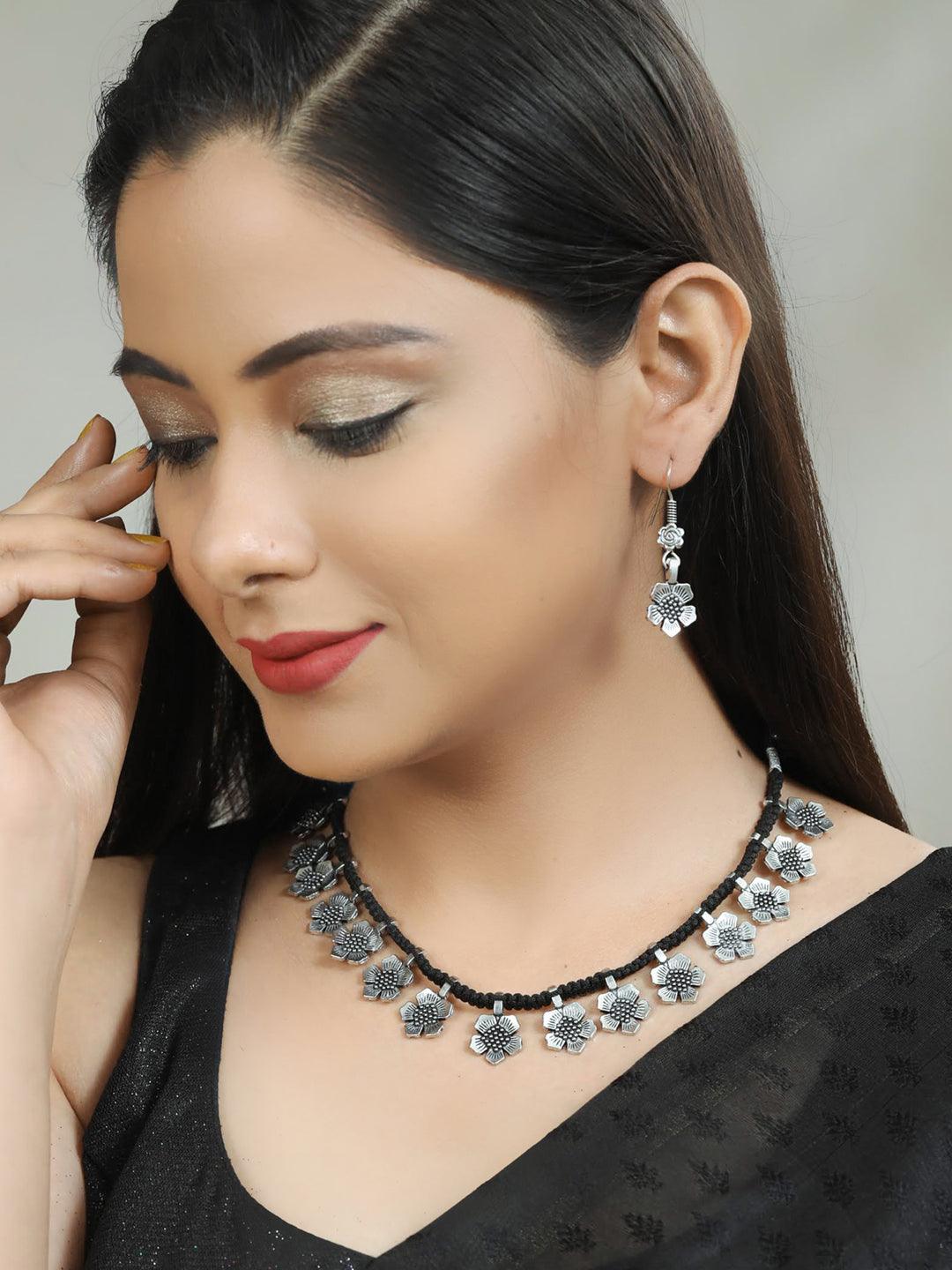 Women's Black German Silver Plated Jewellery Set - Priyaasi - Indiakreations