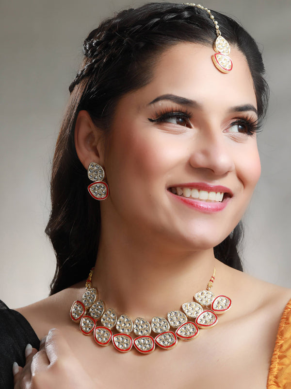 Women's Peach Kundan Gold Plated Floral Choker Set - Priyaasi