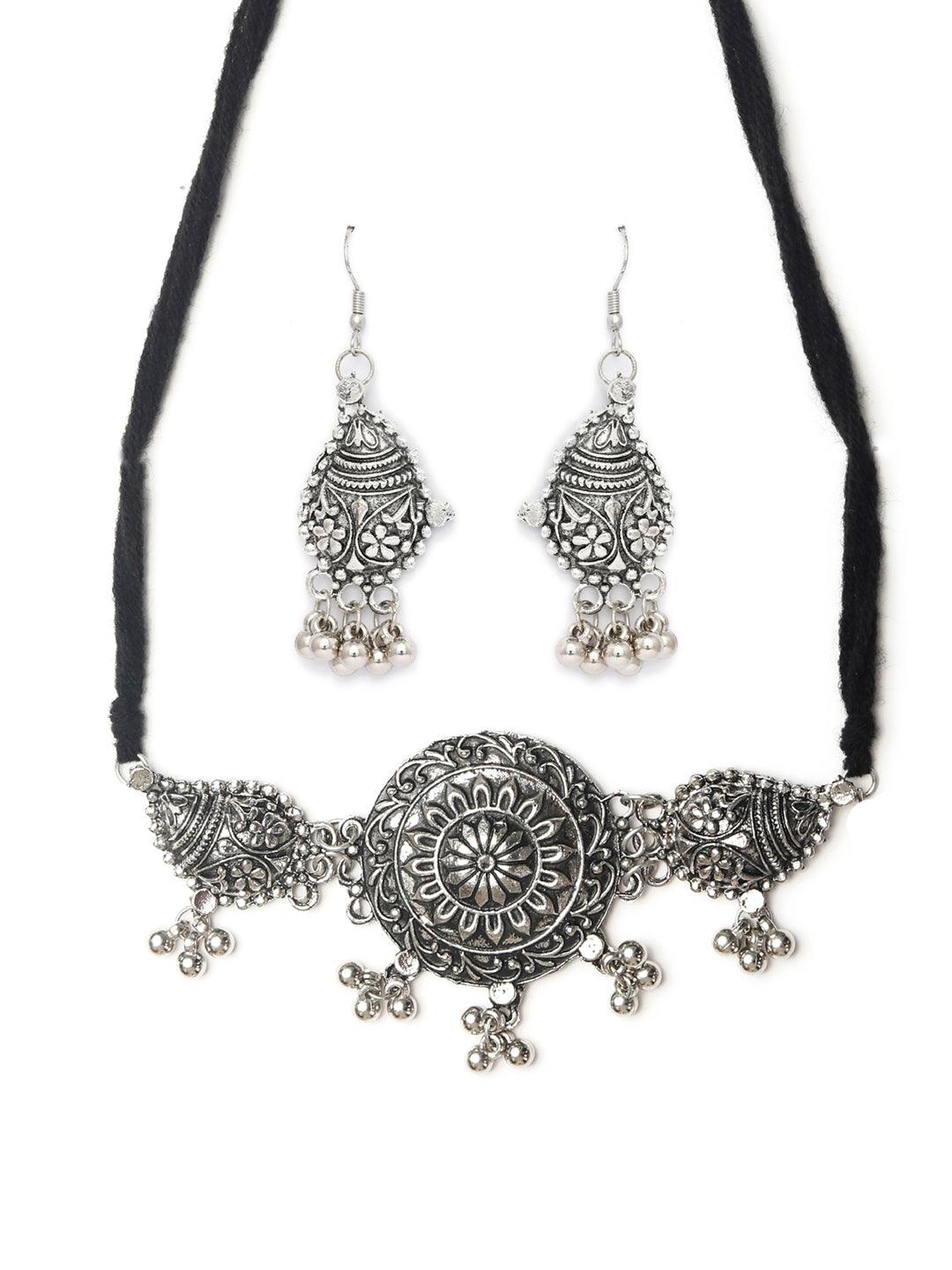 Women's Tribal Floral Oxidised Jewellery Set- Priyaasi - Indiakreations