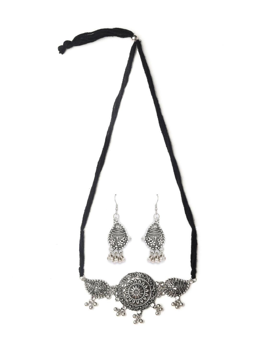 Women's Tribal Floral Oxidised Jewellery Set- Priyaasi - Indiakreations