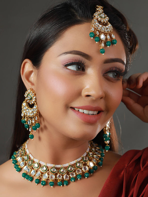 Women's Kundan Green Stone Studded Gold Plated Choker Jewellery Set - Priyaasi