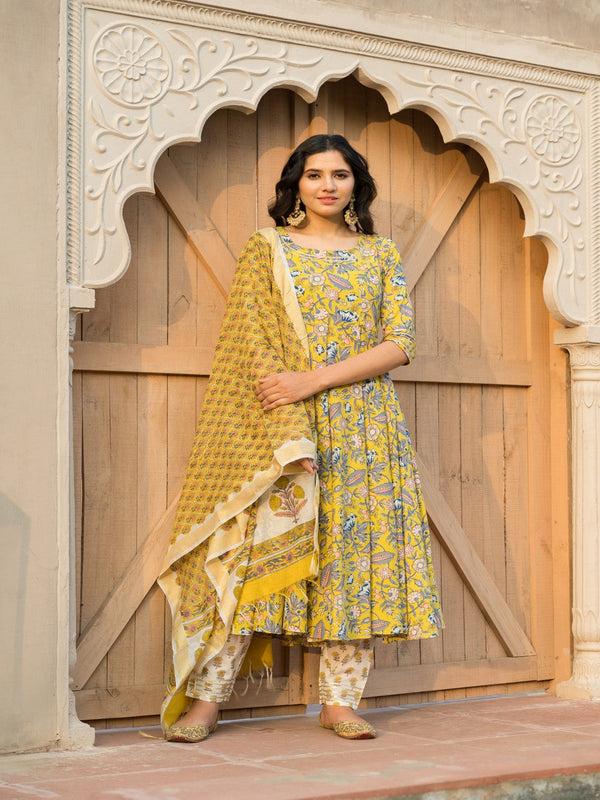 Women's Canary Yellow Kurta With Hand block Print Dupatta Set - Pheeta