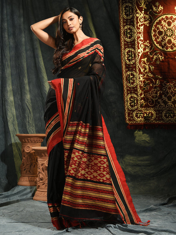 Women's Black Hand Woven Soft Cotton Saree With Red Border And Unstitched Blouse-Sajasajo