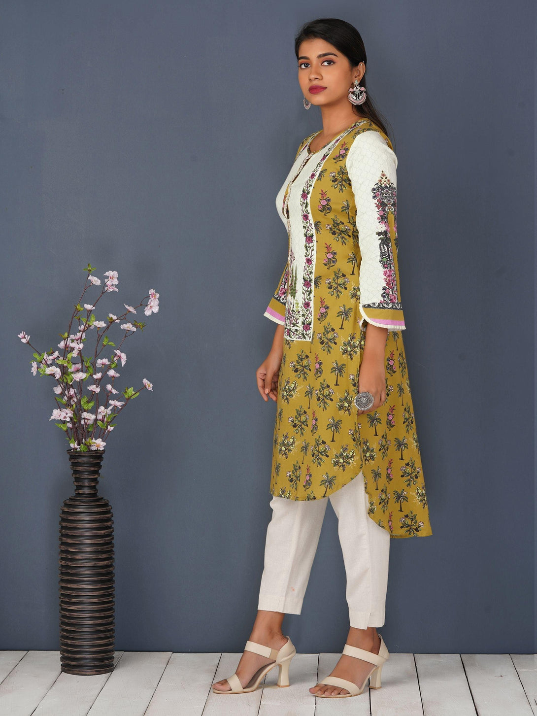 Tree Floral Motif Hi- Low Kurta – Chartreuse Yellow - Indiakreations