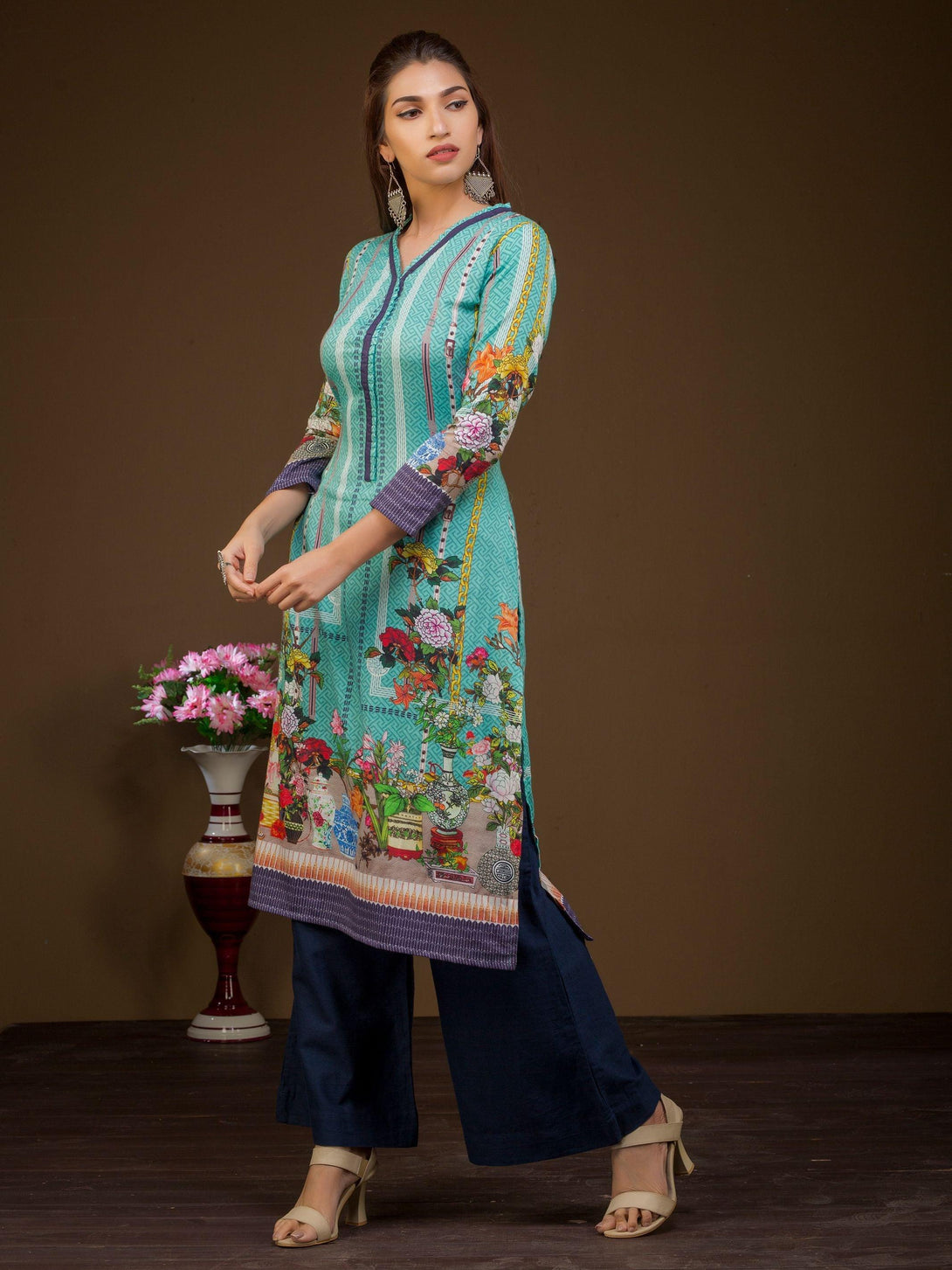 Belt & Chain Printed Viscose Kurti - Indiakreations