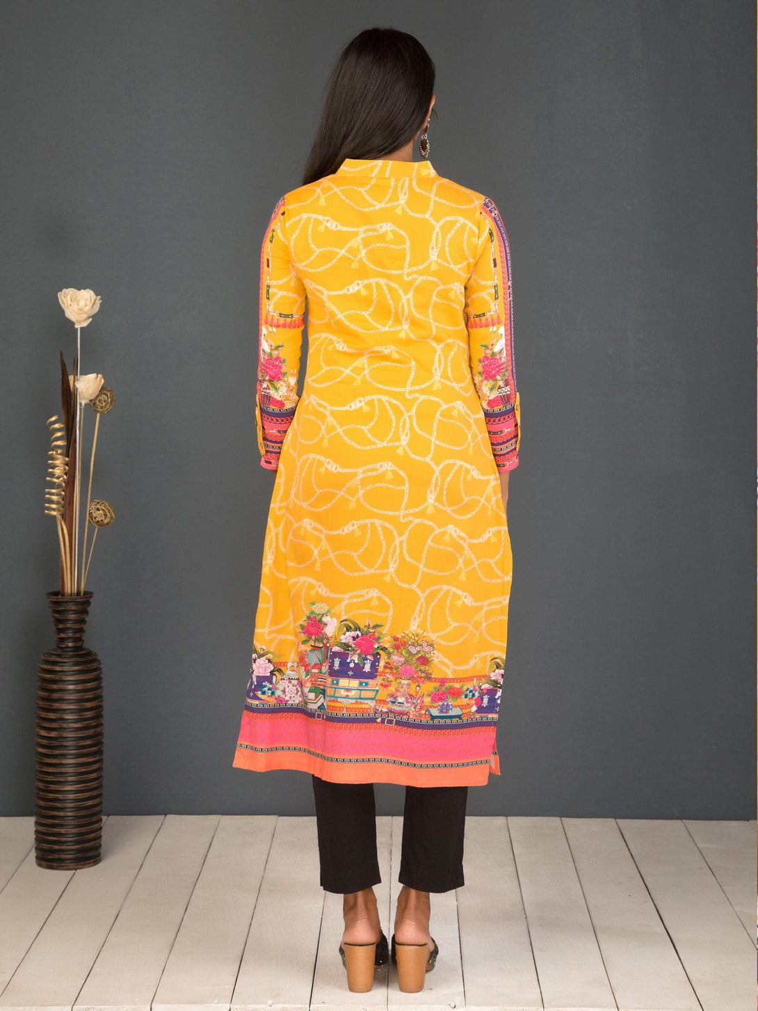 Quirky Belt & Chain Printed Viscose Kurti - Indiakreations