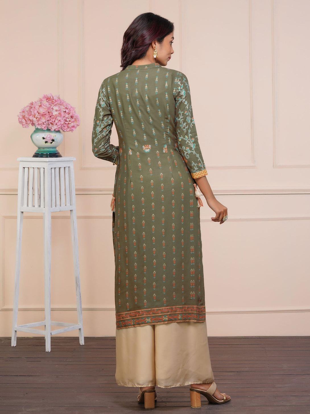 Zari Embroidery And Floral Gold Highlights Kurta - Indiakreations