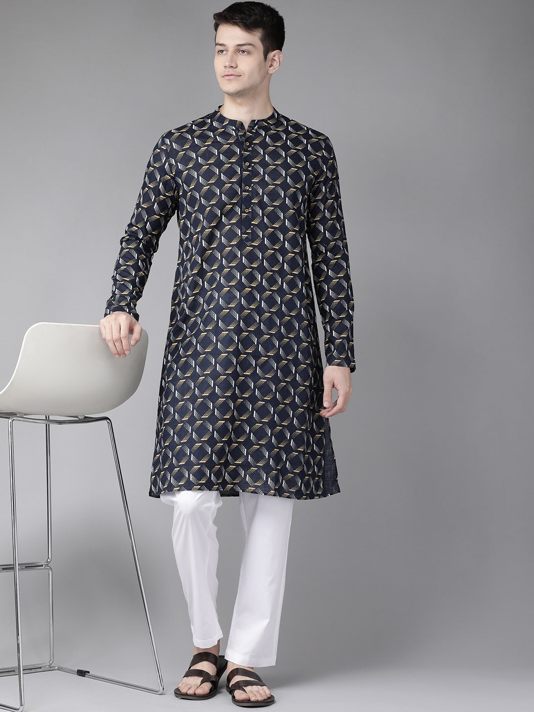 Men's Navy Blue & Gold Printed Straight Kurta - See Designs