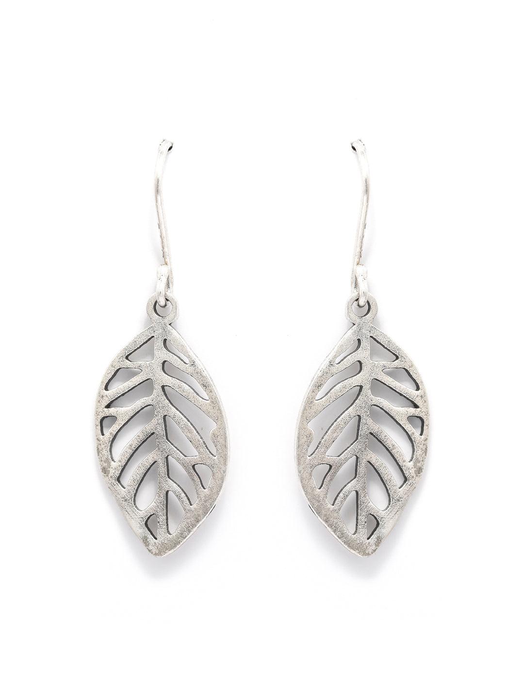 Women's Sterling Silver Single Leaf Earrings - Priyaasi - Indiakreations