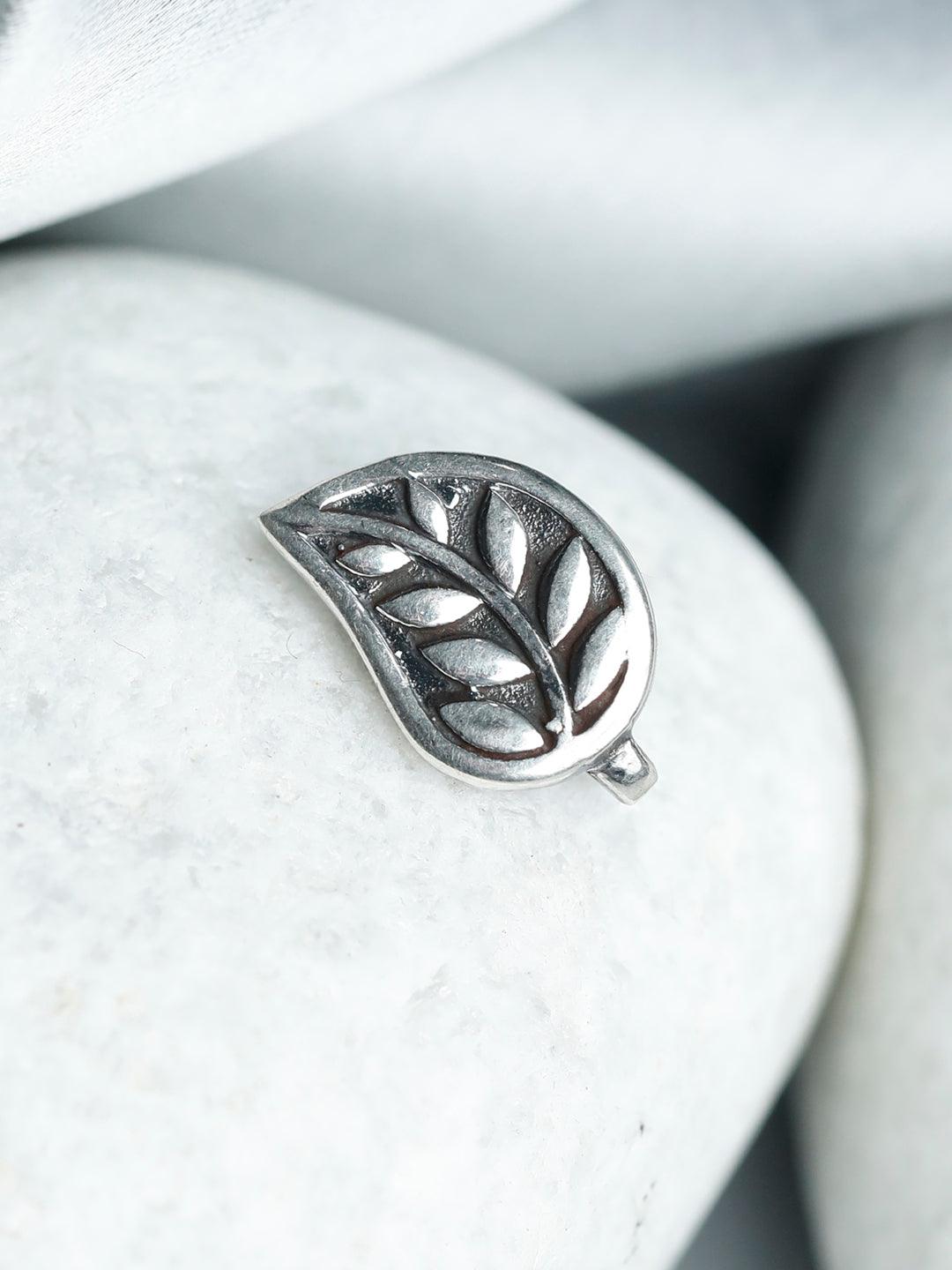 Women's Oxidised Silver Large Leaf Nose Pin- Priyaasi - Indiakreations