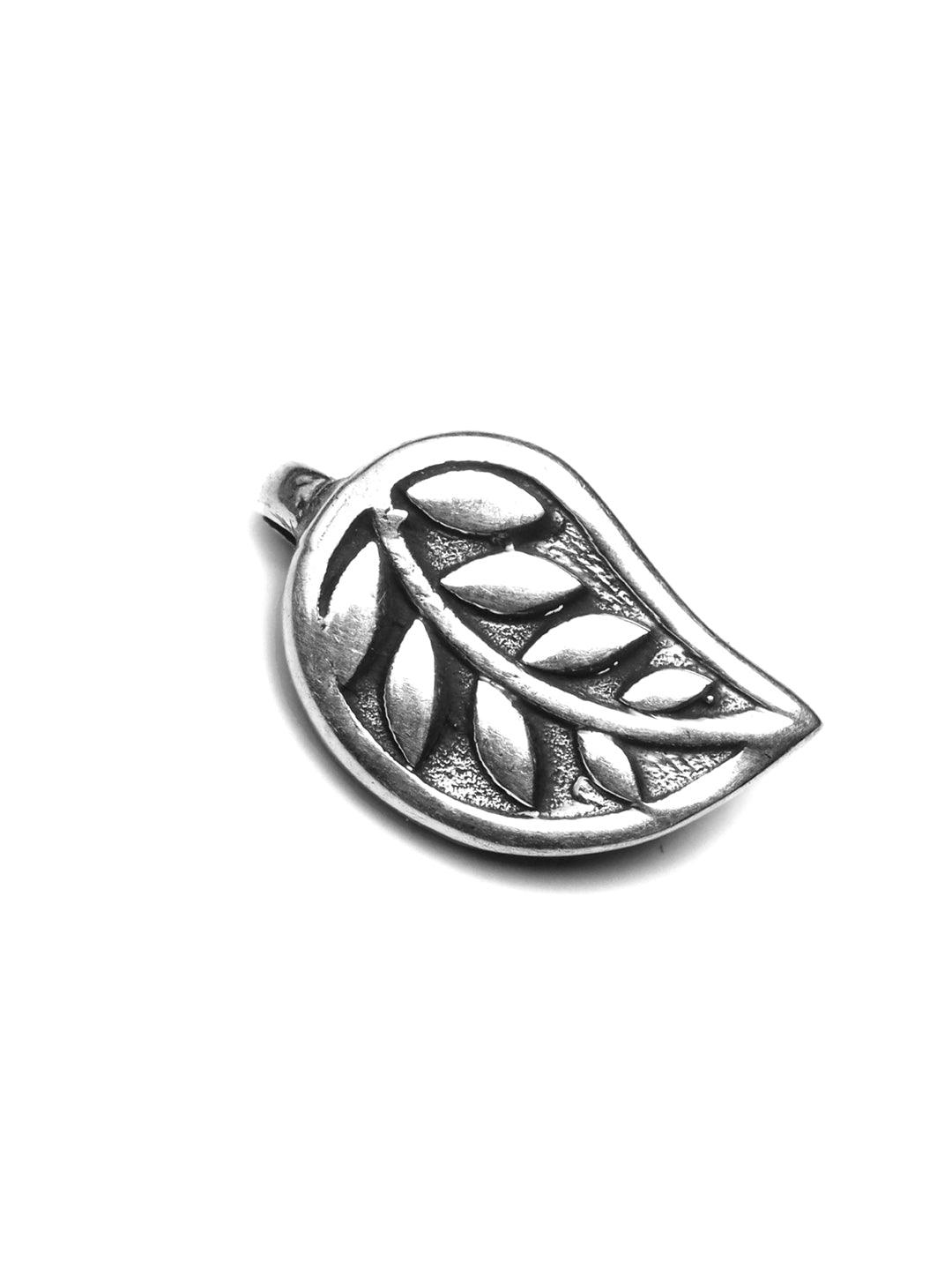 Women's Oxidised Silver Large Leaf Nose Pin- Priyaasi - Indiakreations