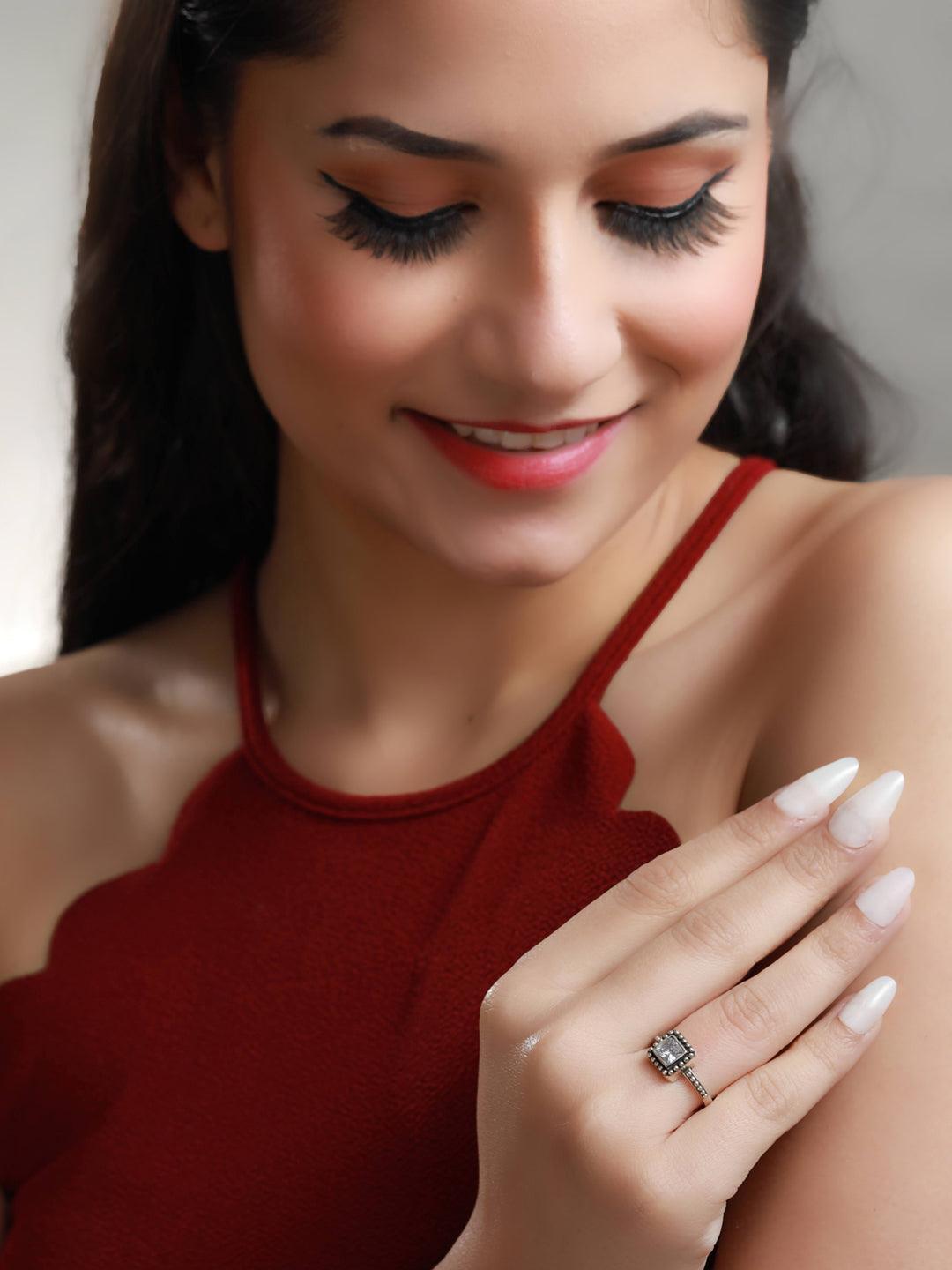 Women's Oxidised Silver Solitaire Ring- Priyaasi - Indiakreations