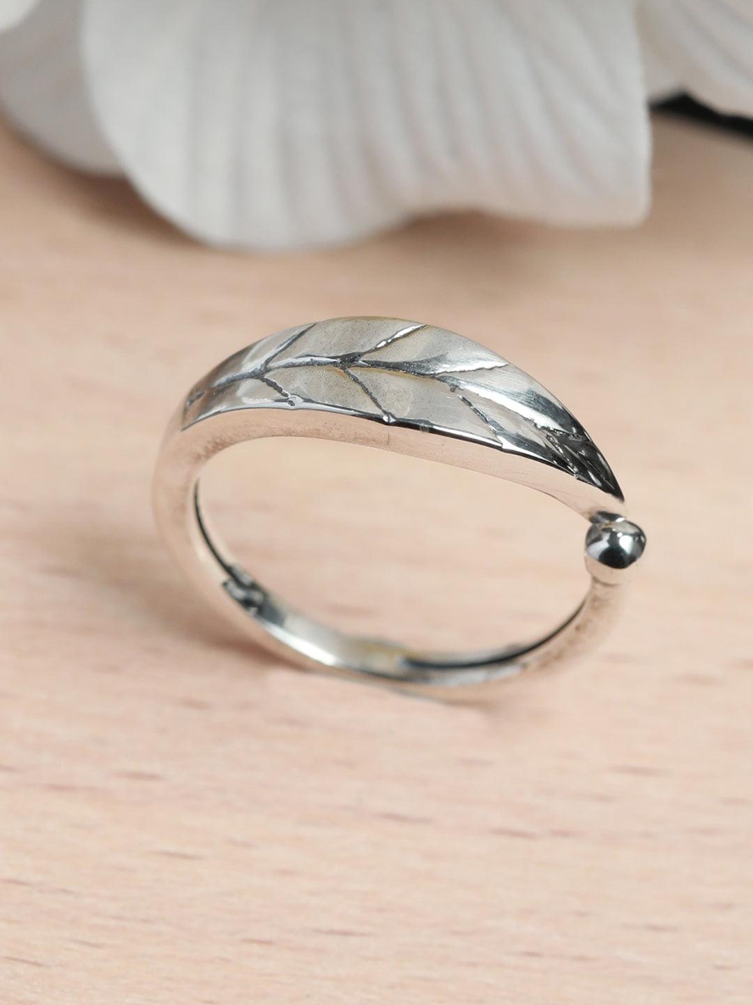 Women's Sterling Silver Leaf Adjustable Ring - Priyaasi - Indiakreations