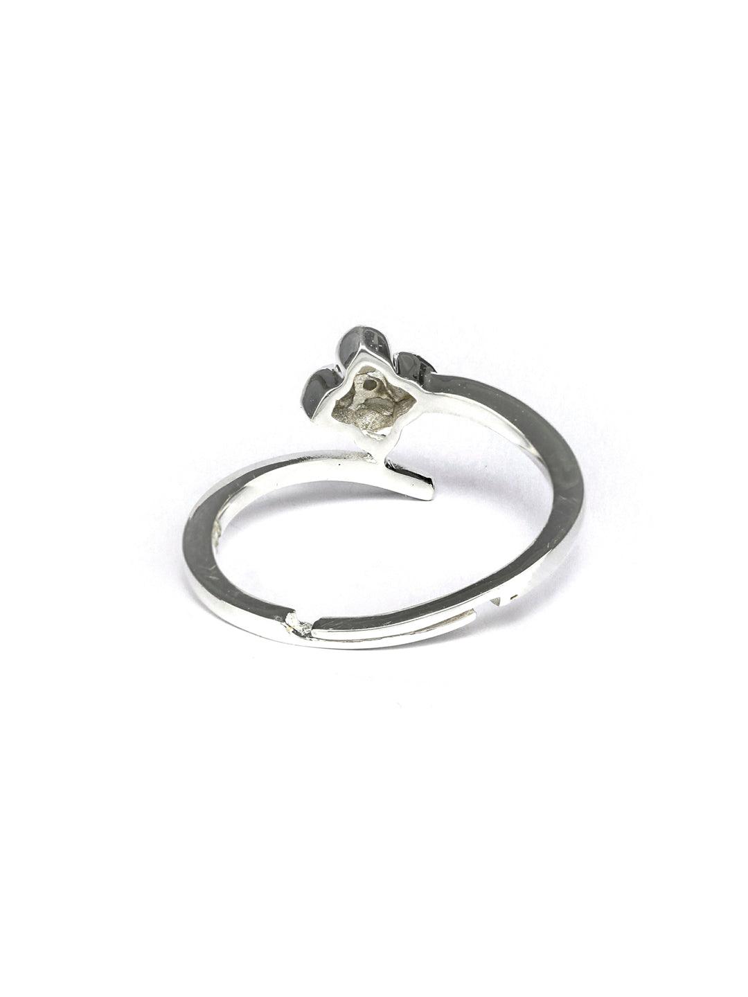 Women's Sterling Silver Tiny Flower Ring - Priyaasi - Indiakreations