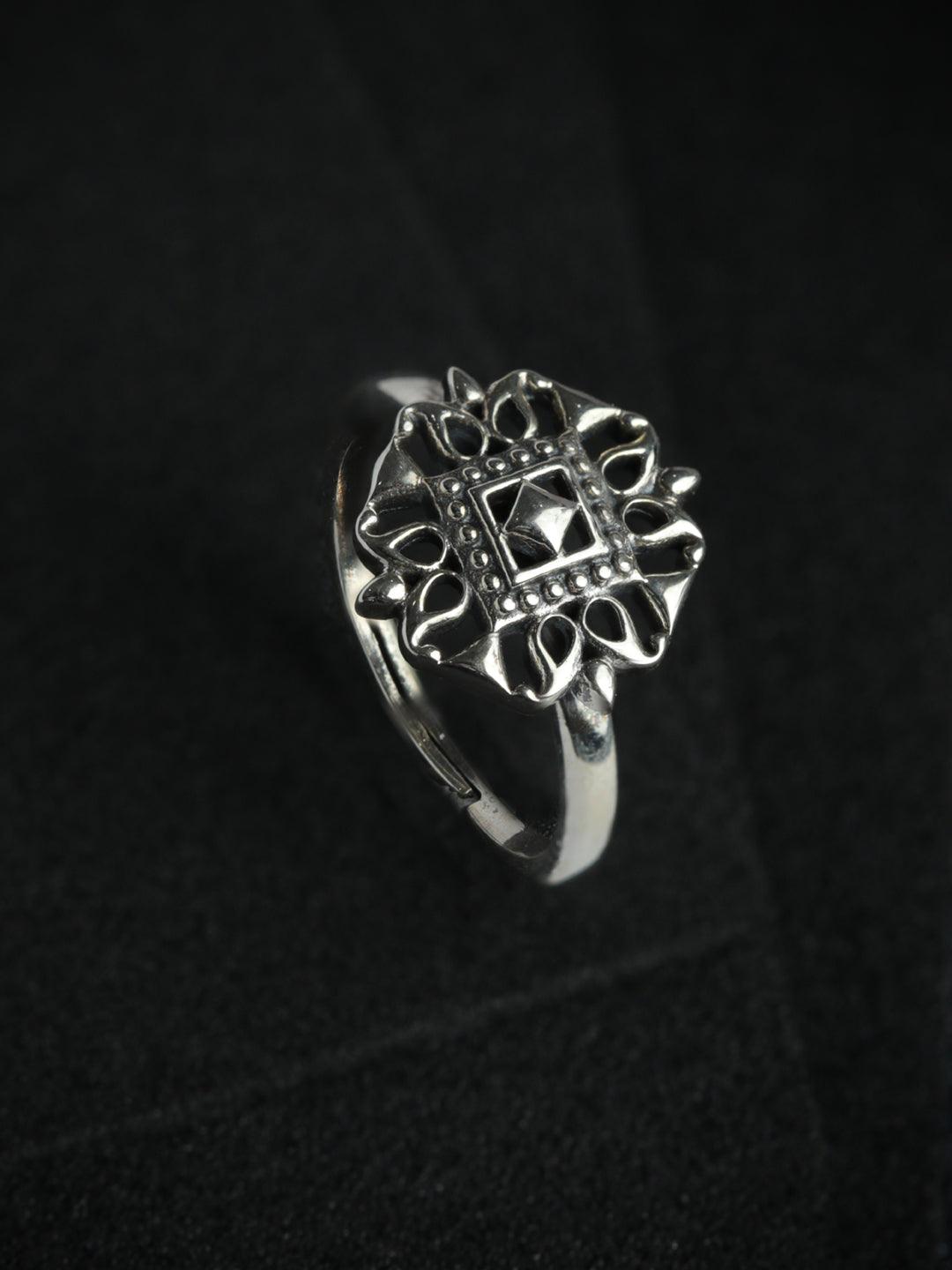 Women's Antique Motif Oxidised Silver Ring - Priyaasi - Indiakreations