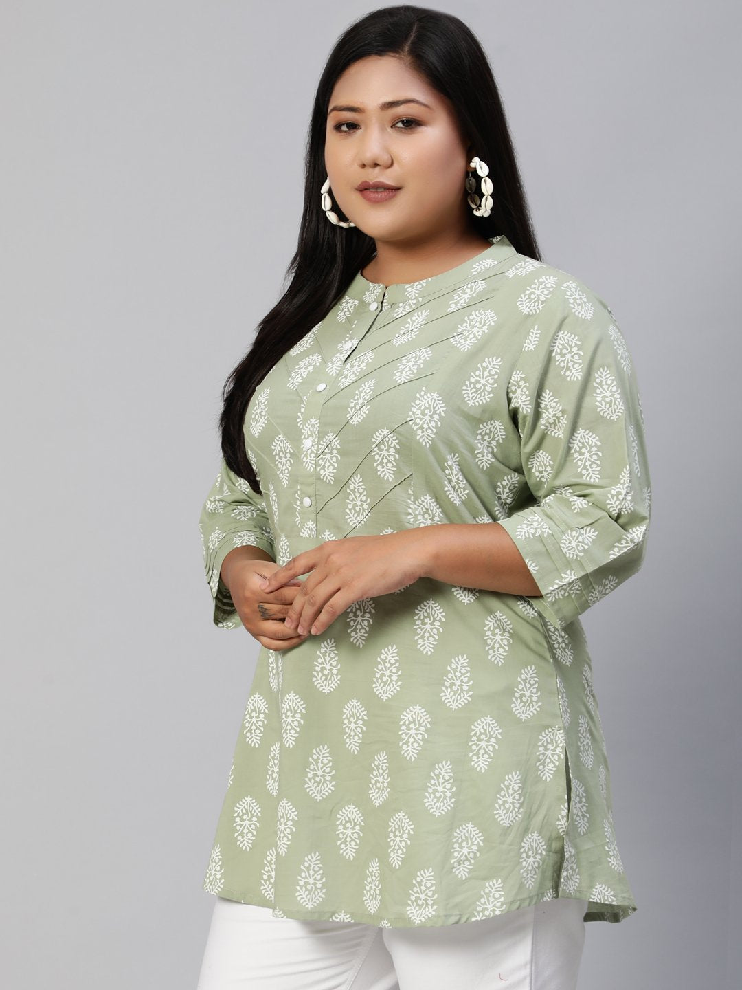 Women Sage Green Printed Tunic With Three Quarter Sleeves | NOZ2TOZ - Made In INDIA.