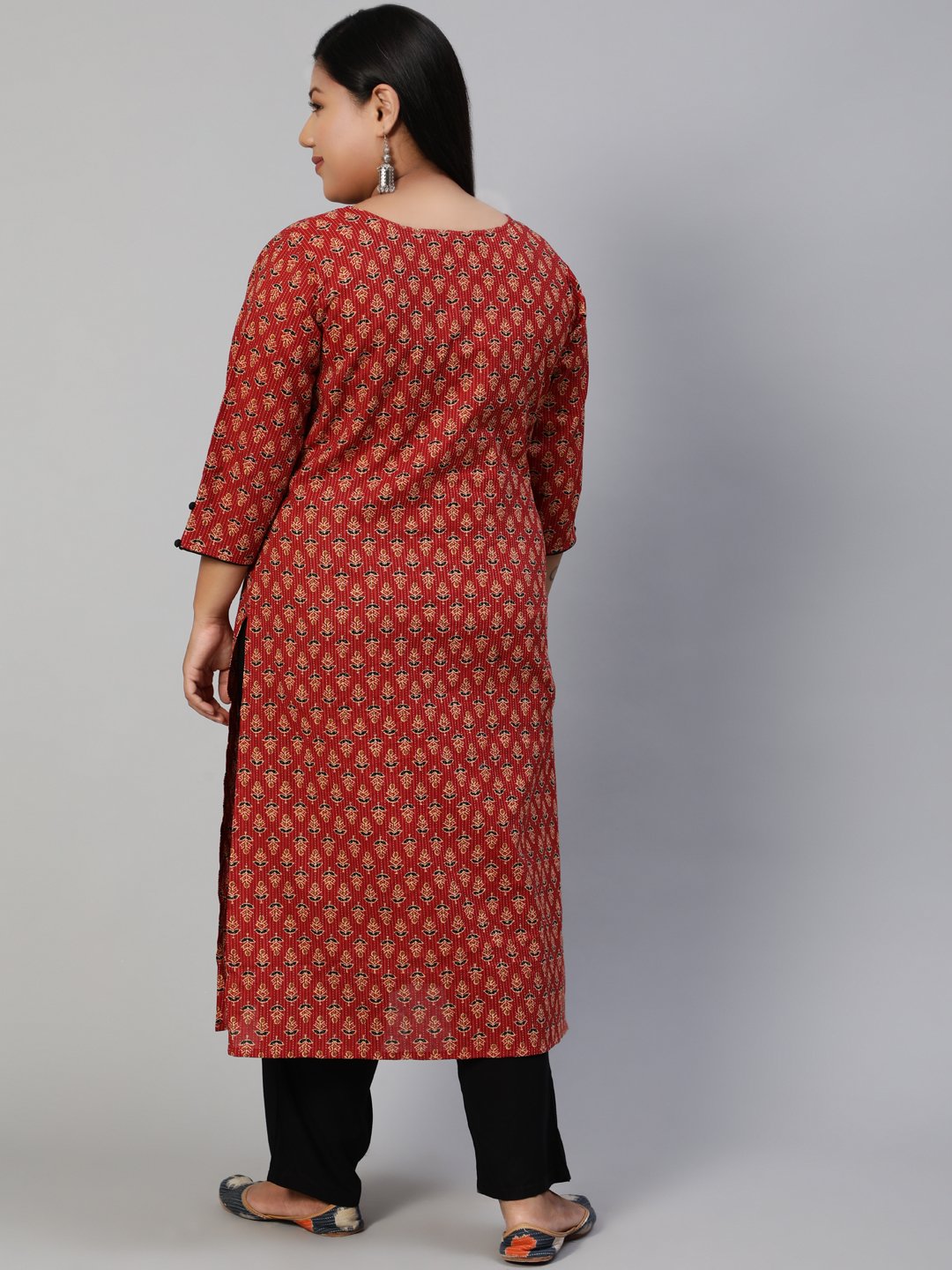 Women Red Kantha Printed Straight Kurta With Three Quarter Sleeves | NOZ2TOZ - Made In INDIA.