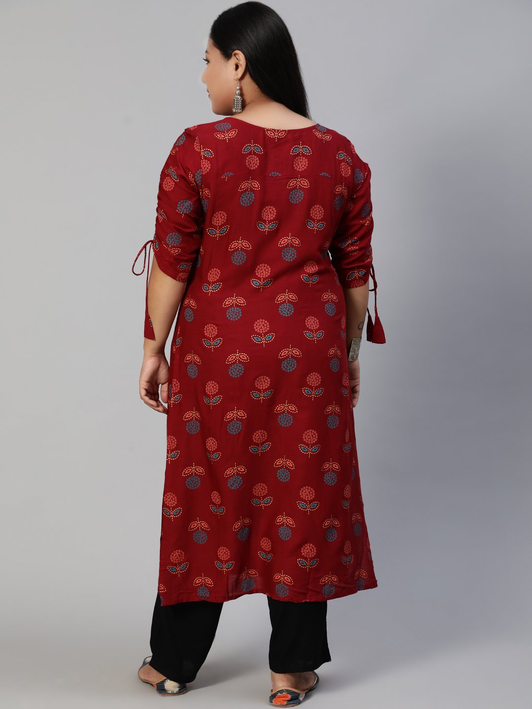 Women Maroon Printed Straight Kurta With Three Quarter Sleeves | NOZ2TOZ - Made In INDIA.