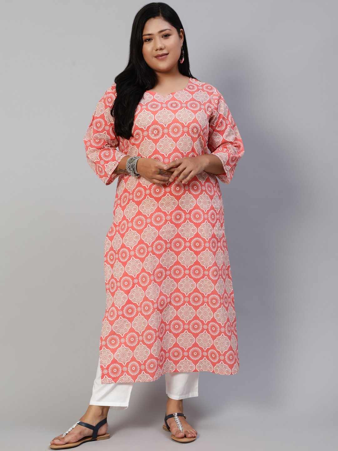 Women Pink Hand Work Printed Straight Kurta With Three Quarter Sleeves | NOZ2TOZ - Made In INDIA.