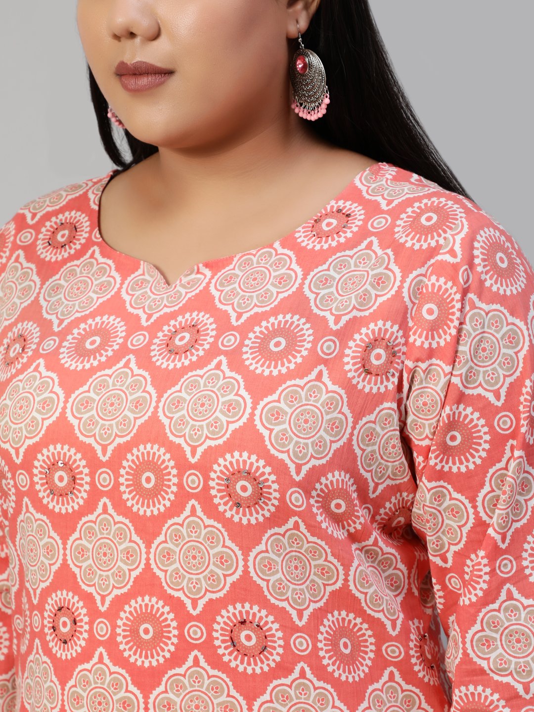 Women Pink Hand Work Printed Straight Kurta With Three Quarter Sleeves | NOZ2TOZ - Made In INDIA.