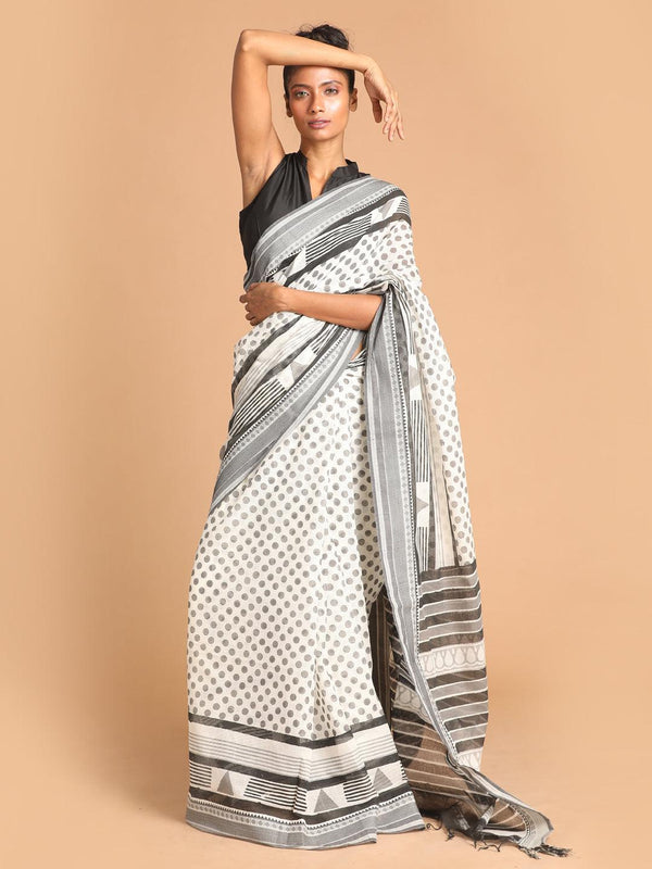 Women's Printed Pure Cotton Saree In Black - Indethnic - Indiakreations