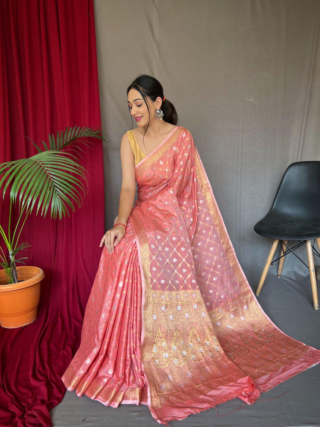 Women's Peach Color Cotton Rose Gold Woven Saree Peach - TASARIKA - Indiakreations