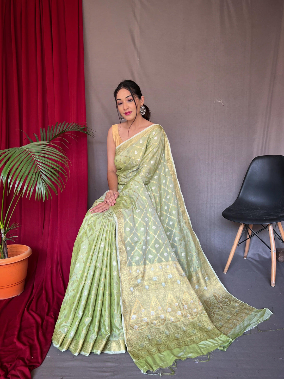 Women's Pista Green Color Cotton Rose Gold Woven Saree Pista Green - TASARIKA - Indiakreations