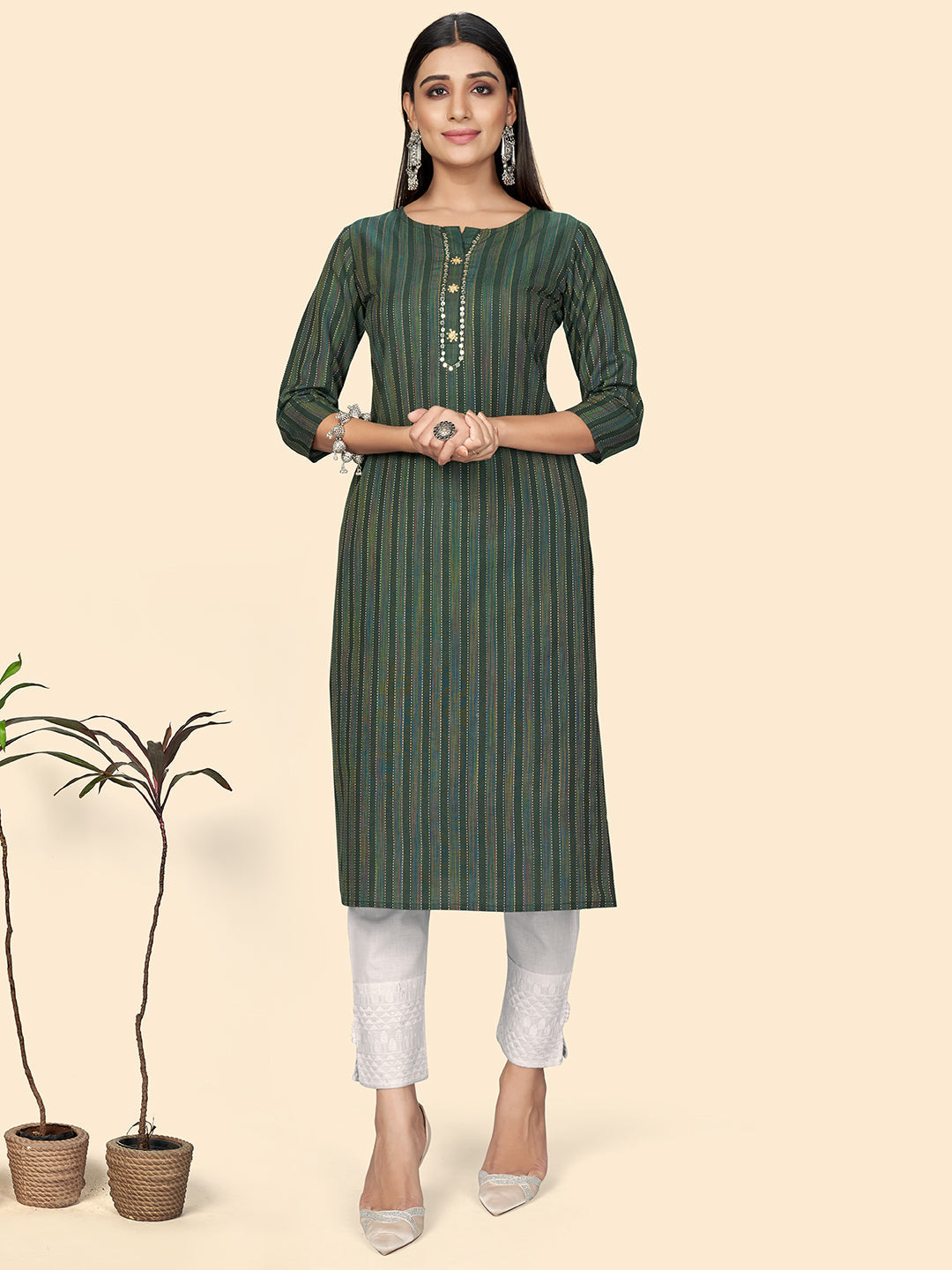 Women's Green Cotton Kurta By Vbuyz (1Pc)