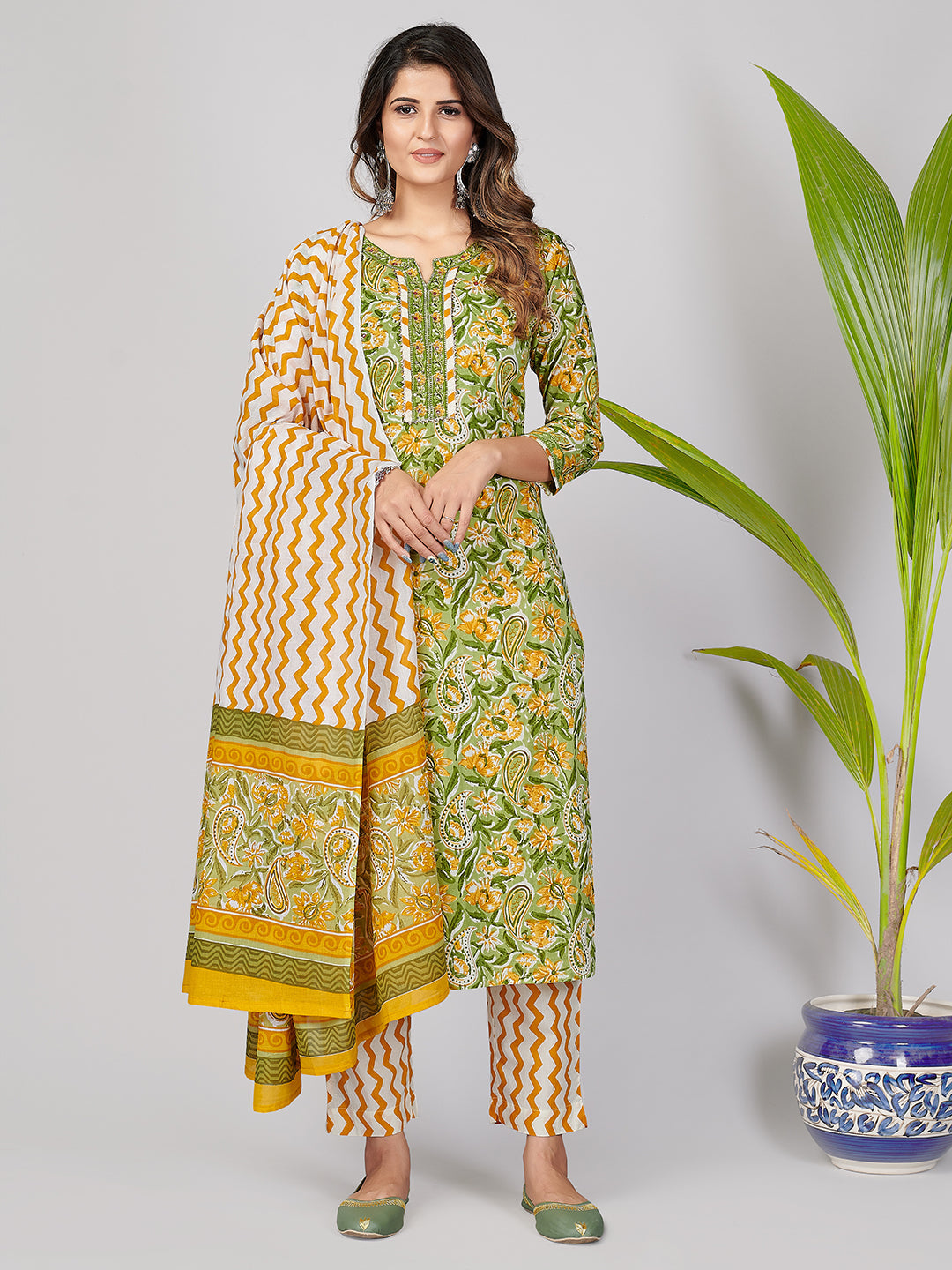 Women's Printed Light Green Kurta & Pant With Dupatta By Vbuyz- (3Pcs Set)