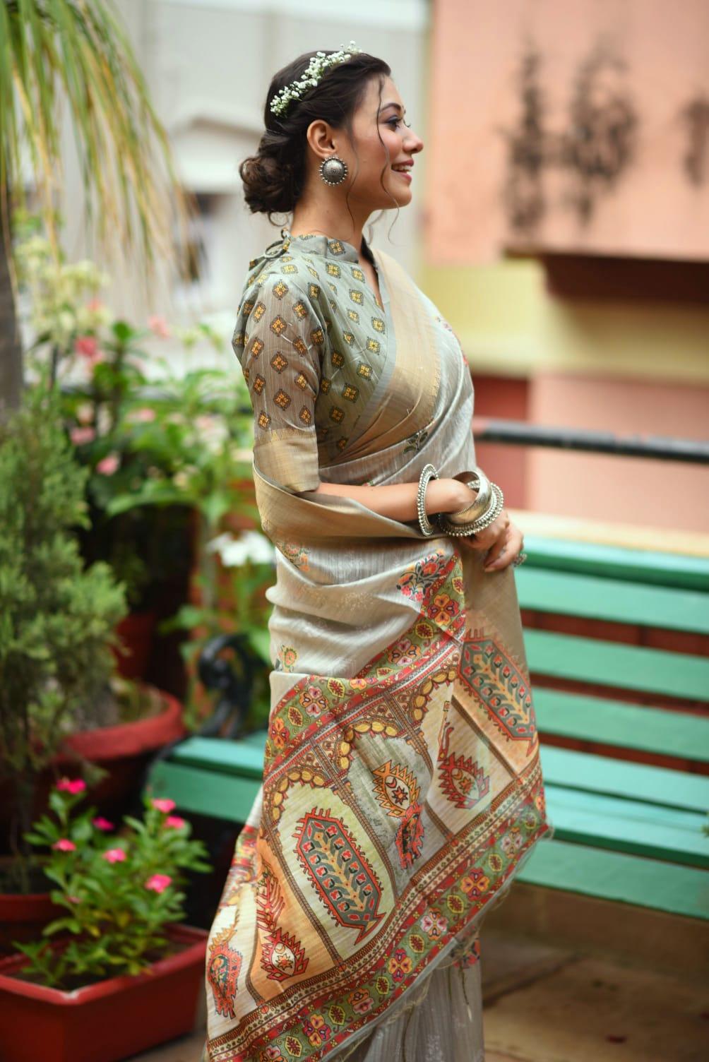 Women's Tussar Silk With Banarasi Saree In Grey - Rujave - Indiakreations