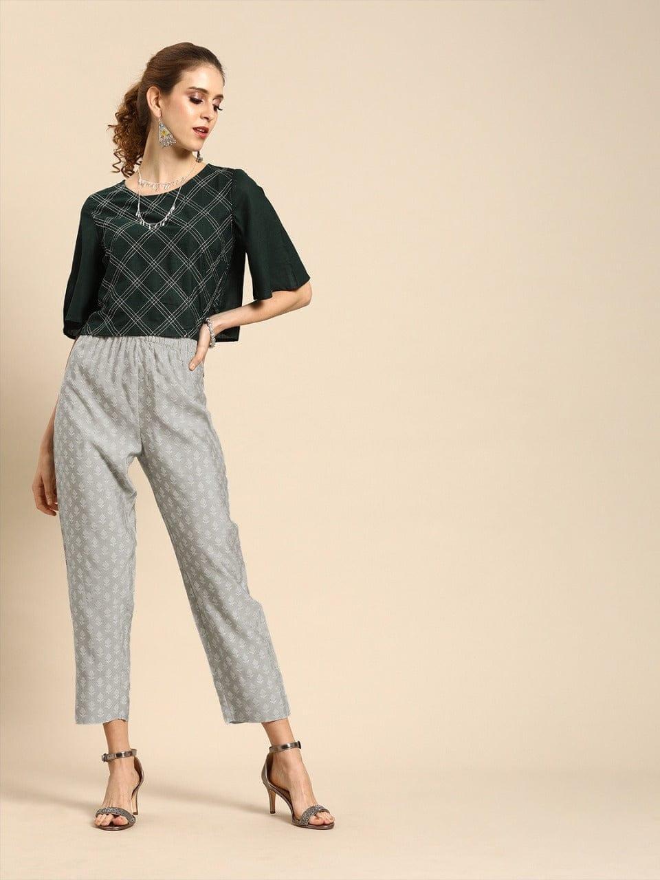 Silver-Coloured & White Regular Fit Woven Design Cropped Regular Trousers - Indiakreations