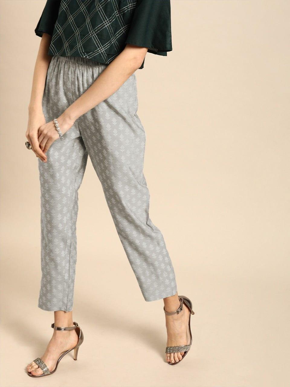 Silver-Coloured & White Regular Fit Woven Design Cropped Regular Trousers - Indiakreations