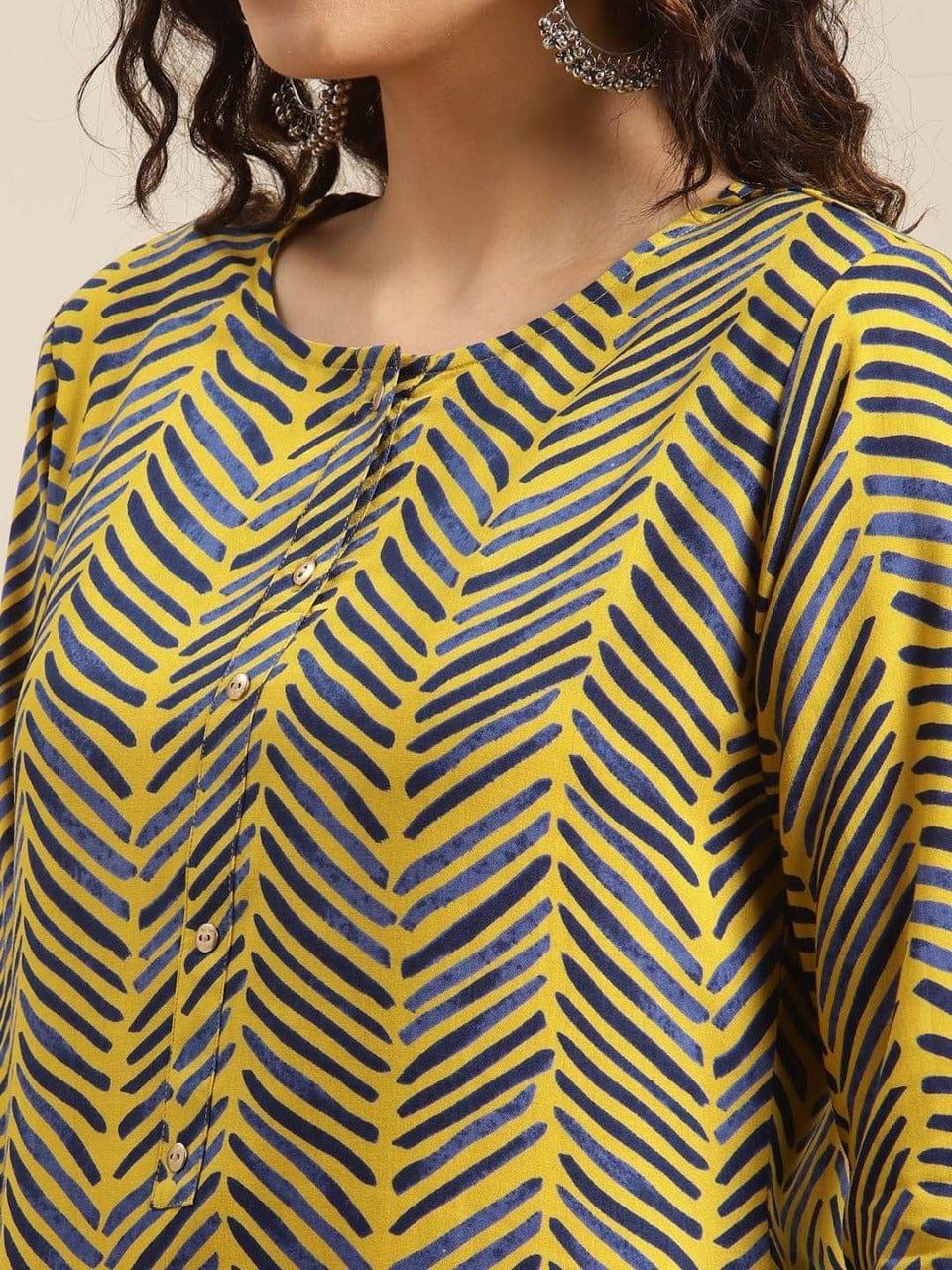 KSUT Women Yellow Geometric Printed Straight Kurta - Indiakreations