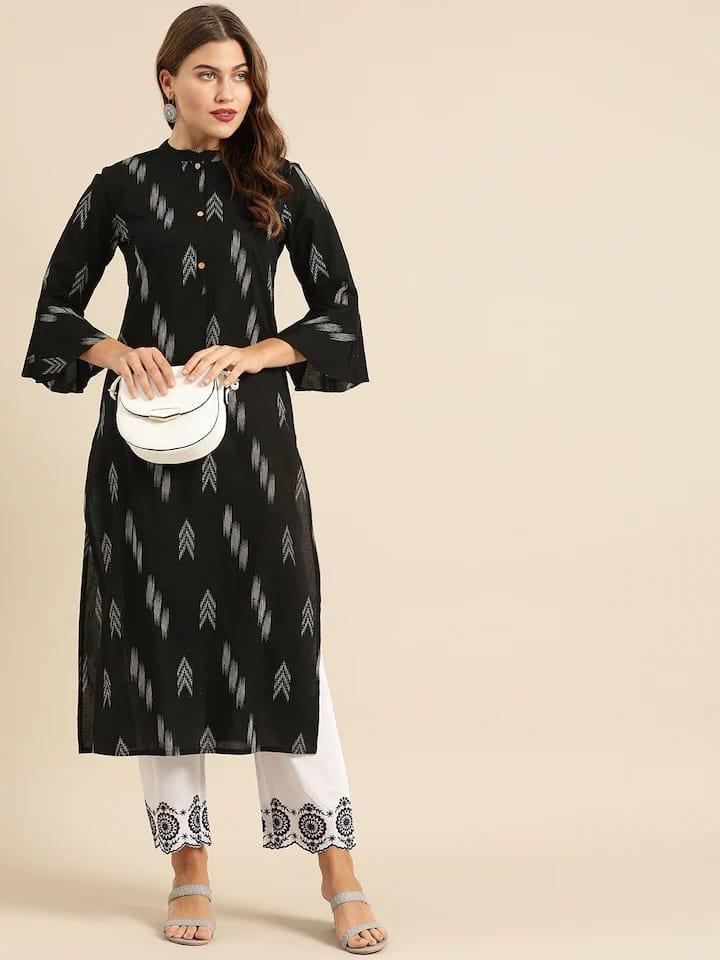 Varanga Women Black & White Geometric Printed Bell Sleeves Kurta - Indiakreations