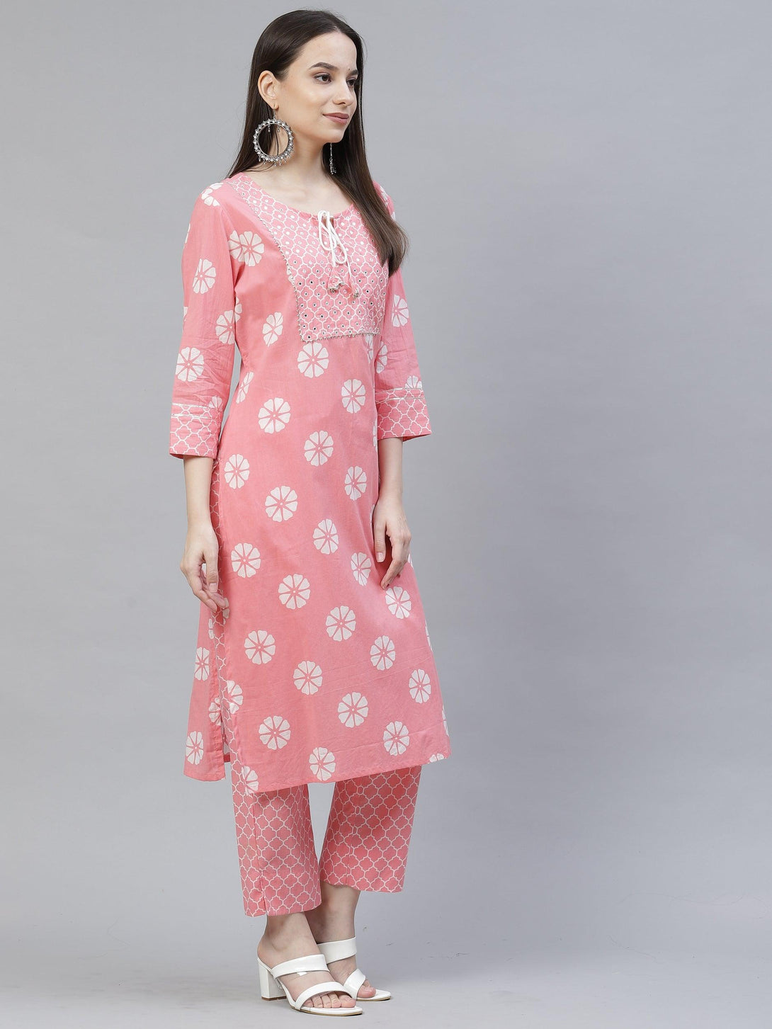 Women's pink and white printed floral kurta with trousers - Meeranshi - Indiakreations