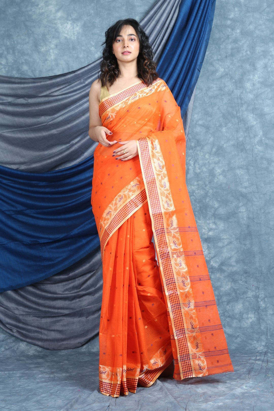 Women's Handwoven Cotton Tant Saree - Arhi