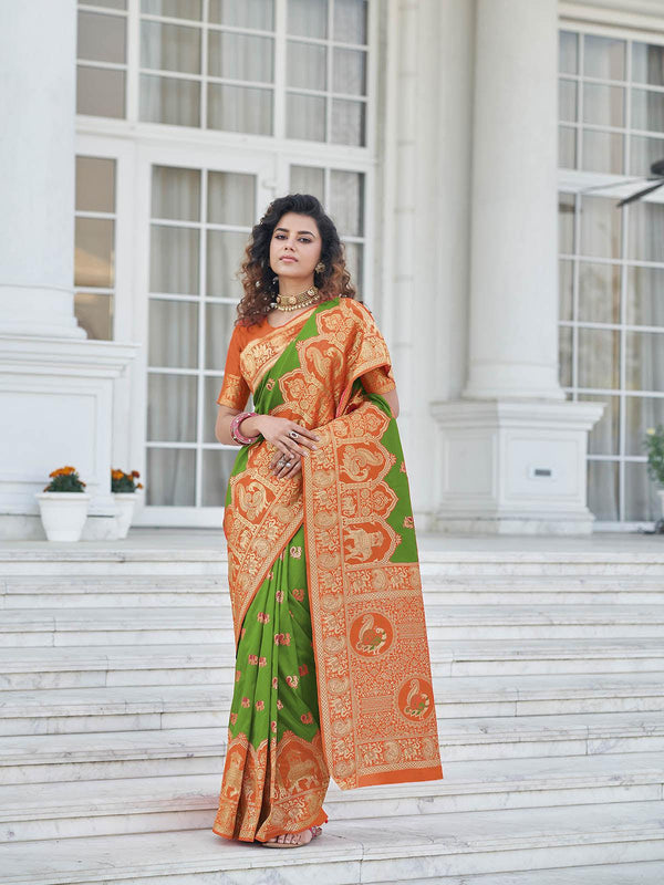 Women's Gorgeous Woven Green Banarasi Silk Saree - Odette