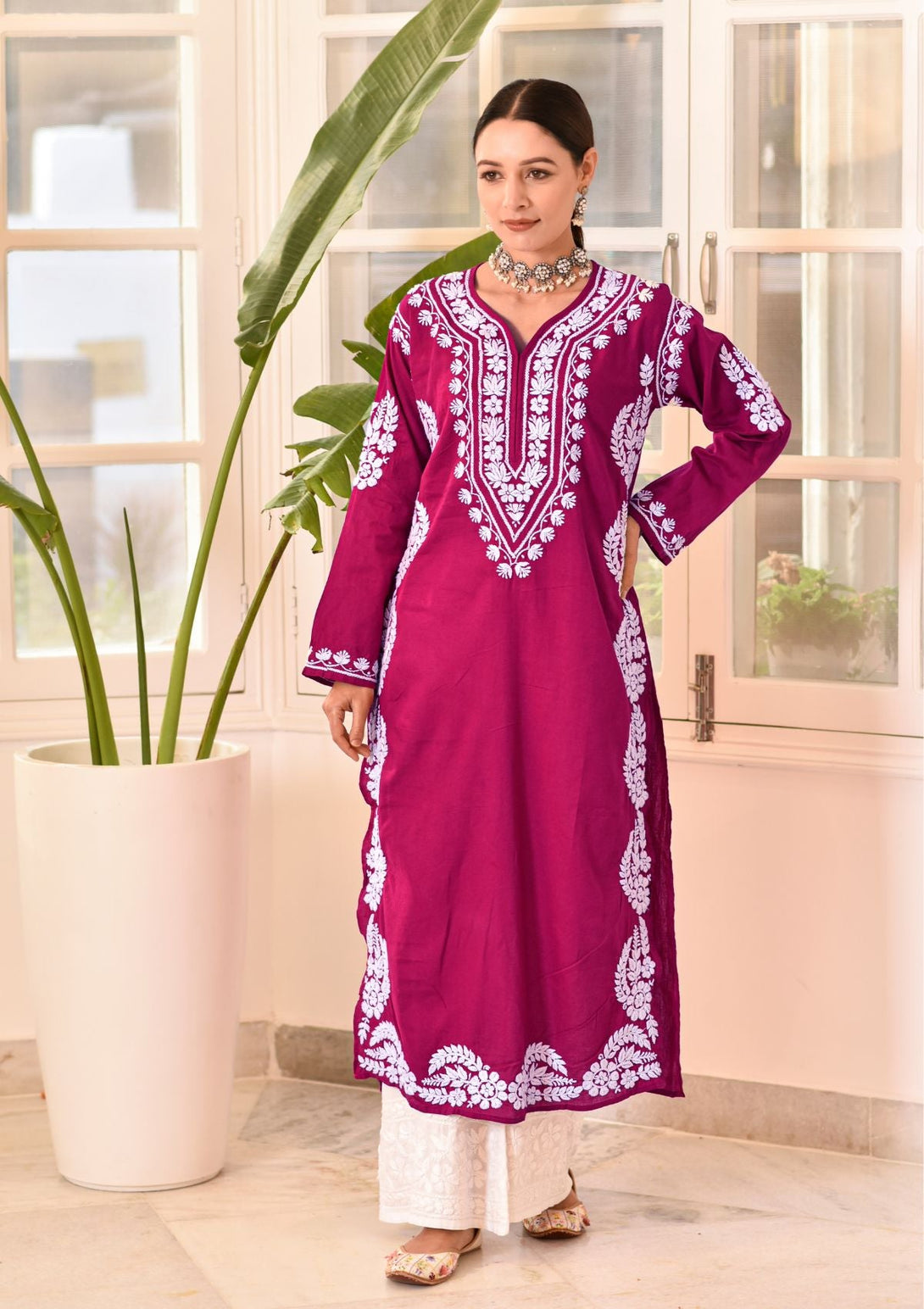 Akilah Straight Kurta with chikankari embroidery on cotton fabric in pink colour.